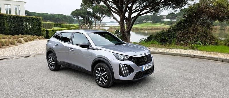 Usado Peugeot 2008 100 HP (73 kW) 2023 SUV