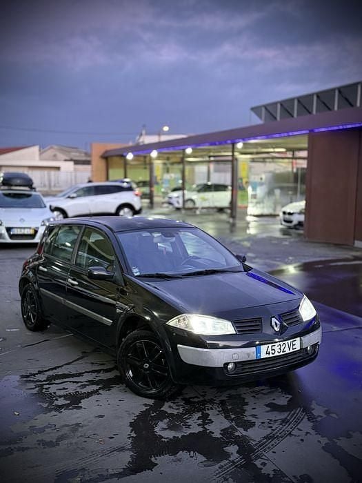Usado 2003 Renault Mégane II Sedan | € 1.690 (Preço justo) - Imagem 1/4