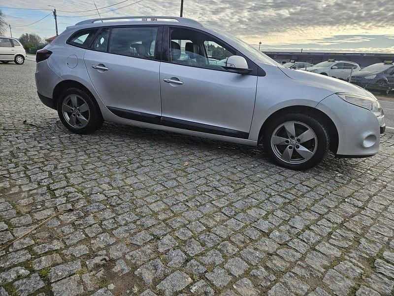 Usado 2010 Renault Mégane III | € 6.999 (Bom preço) - Imagem 1/4