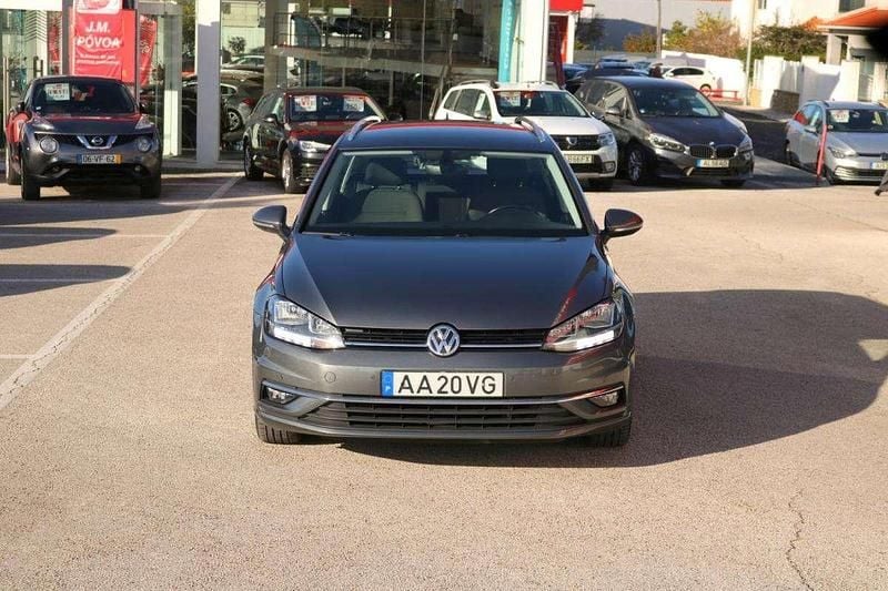 Usado VW Golf VII 115 HP (84 kW) 2020 Antracite Carrinha