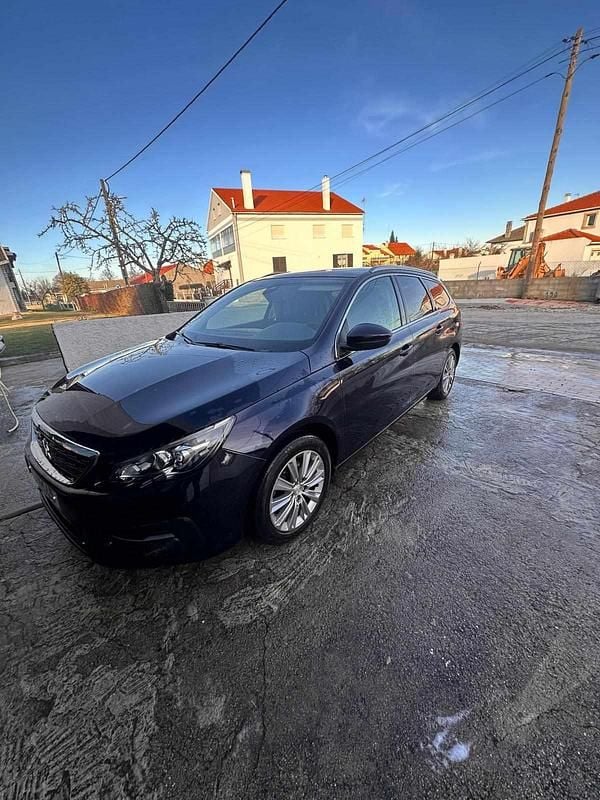Usado Peugeot 308 120 HP (88 kW) 2017 Azul Carrinha