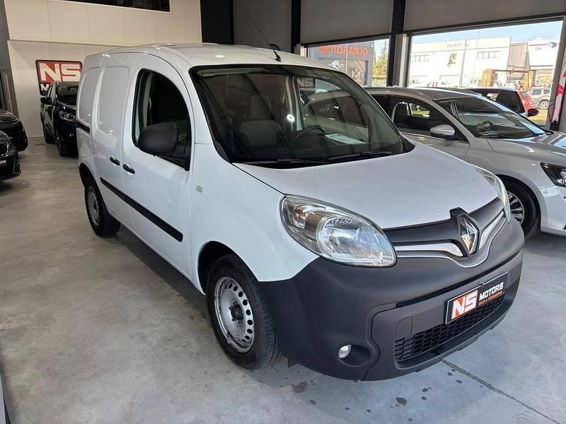 Branco Usado 2019 Renault Kangoo Monovolume | € 13.800 (Preço justo) - Imagem 1/4