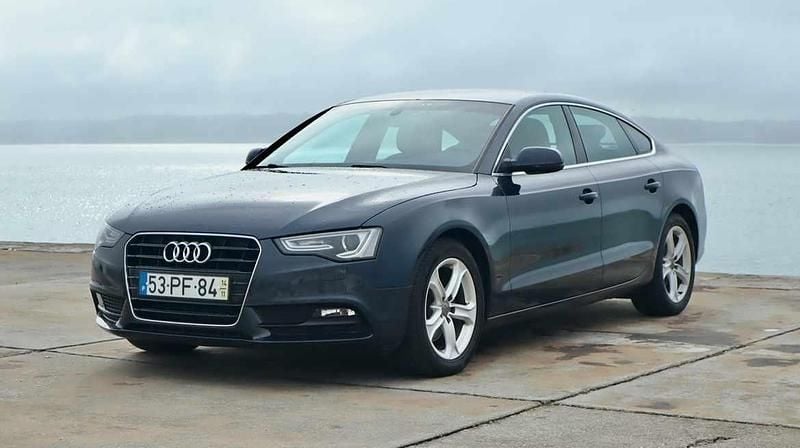 Azul Usado 2014 Audi A5 Coupé | € 13.900 - Imagem 1/4