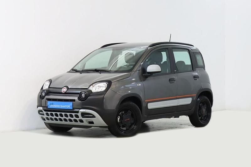 Cinzento Usado 2024 Fiat Panda | € 15.450 (Preço justo) - Imagem 1/4