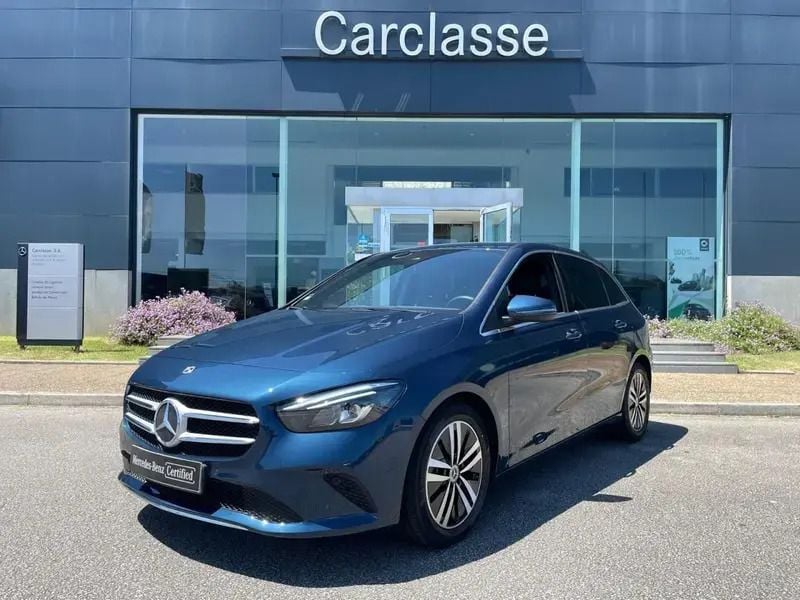 Usado Mercedes B180 Progressive 116 HP (85 kW) 2021 Azul denim Monovolume