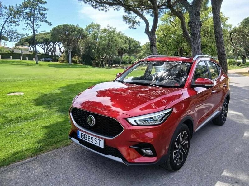 Vermelho Usado 2023 MG ZS Sedan | € 19.500 (Preço justo) - Imagem 1/4