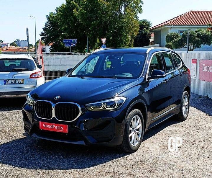 Preto Usado 2019 BMW X1 Advantage SUV | € 27.400 (Caro) - Imagem 1/4