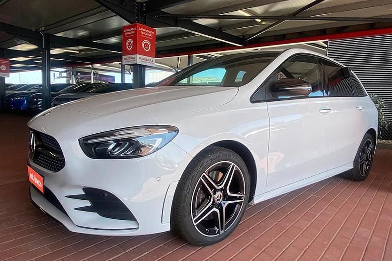Usado Mercedes B250e 218 HP (160 kW) 2024 Monovolume