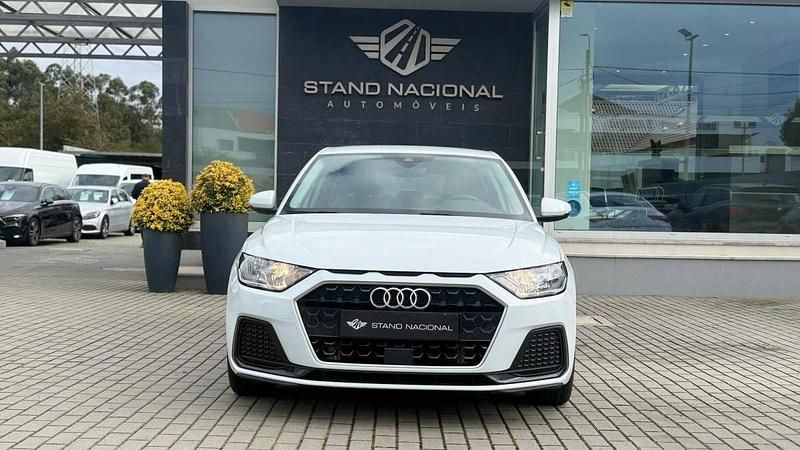 Usado Audi A1 Sportback 95 HP (69 kW) 2023 Branco Citadino