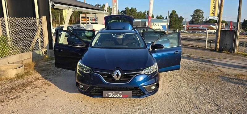 Azul Usado 2019 Renault Mégane GrandTour LIMITED Carrinha | € 14.500 (Preço justo) - Imagem 1/4