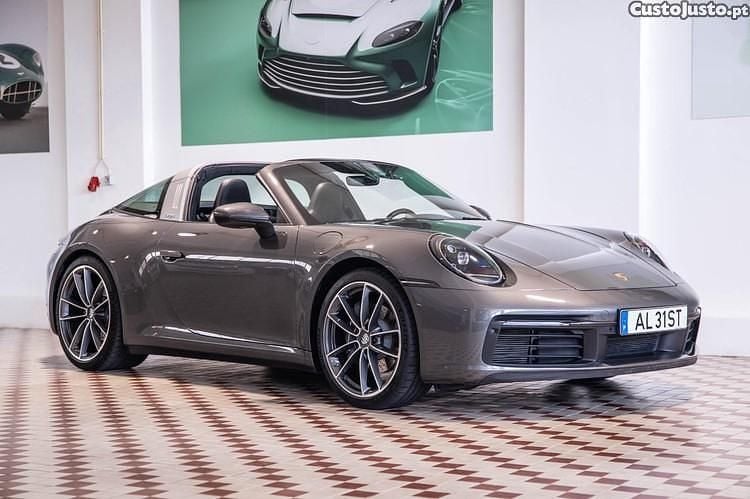 Usado Porsche 911 385 HP (283 kW) 2021 Cinza Coupé
