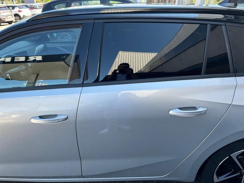 Usado Opel Astra 130 HP (95 kW) 2024 Cinzento