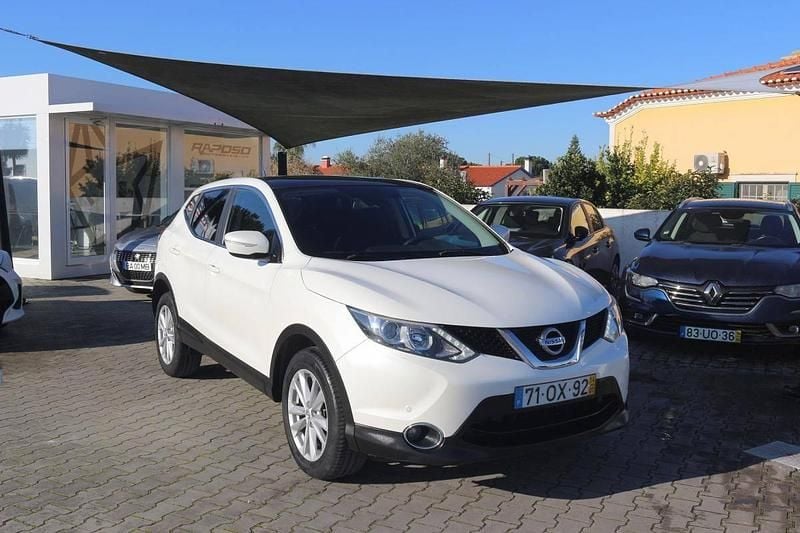 Branco Usado 2014 Nissan Qashqai SUV | € 12.500 (Preço justo) - Imagem 1/4