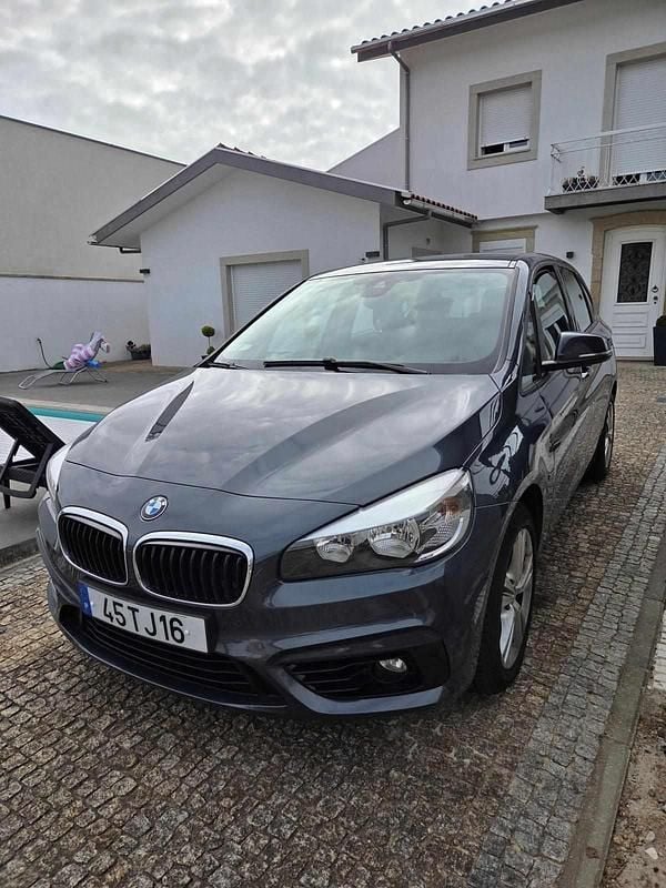 Azul Usado 2017 BMW 216 Carrinha | € 14.000 (Preço justo) - Imagem 1/4