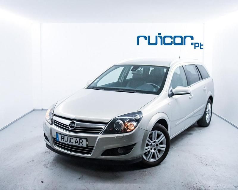 Cinzento Usado 2008 Opel Astra | € 4.950 (Preço elevado) - Imagem 1/4