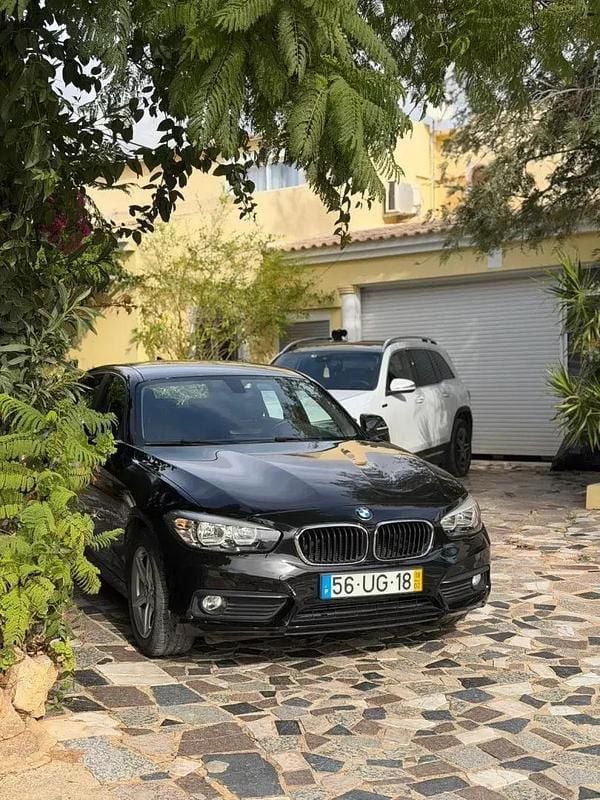 Preto Usado 2018 BMW 116 Citadino | € 18.900 (Preço justo) - Imagem 1/4