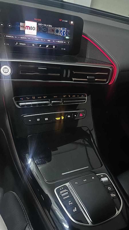 Usado Mercedes EQC400 300 kW (408 HP) 2022 Preto SUV