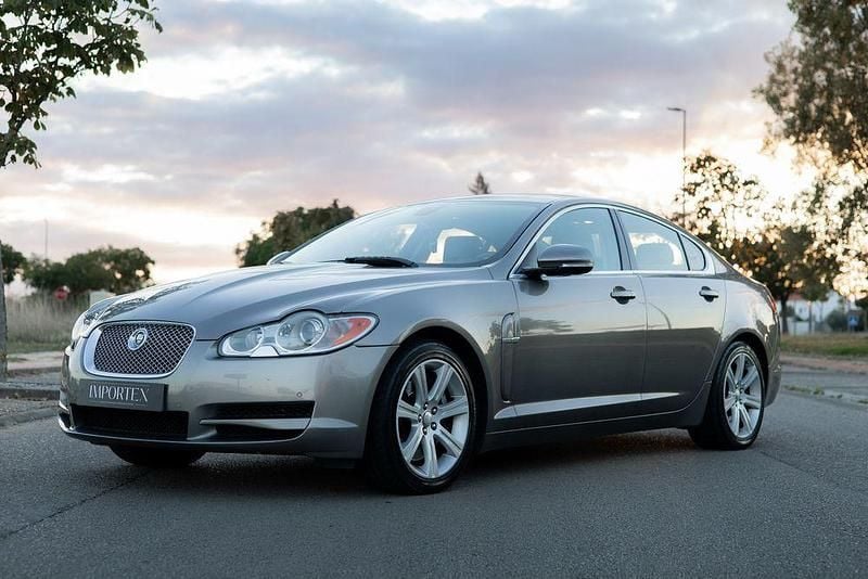 Usado 2010 Jaguar XF Sedan | € 12.750 - Imagem 1/4
