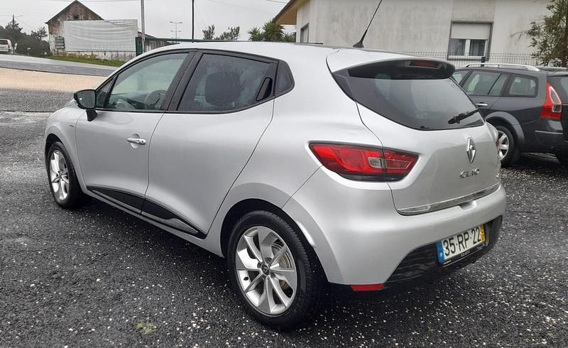 Usado Renault Clio IV LIMITED 90 HP (66 kW) 2016 Cinza