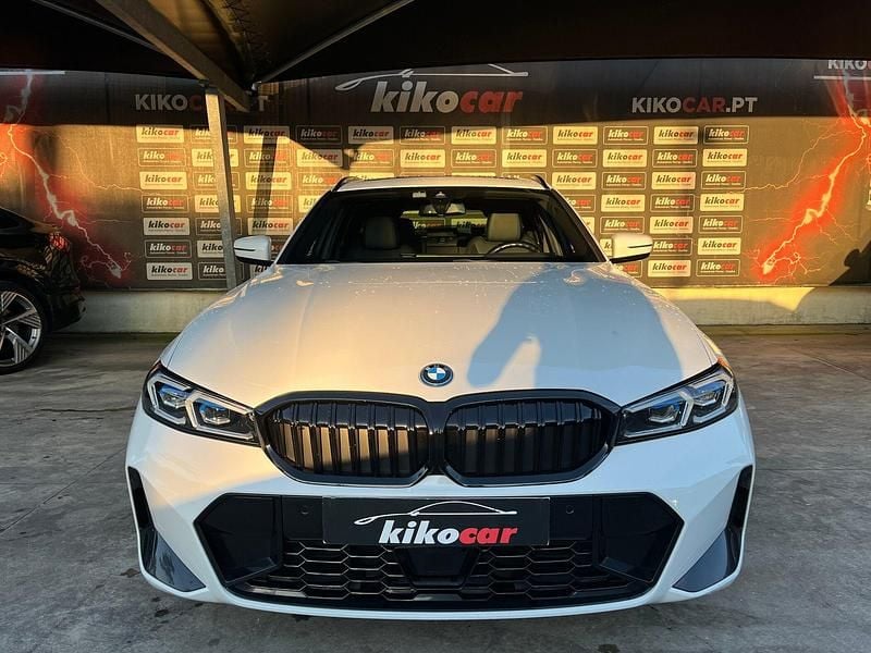 Usado BMW 330 292 HP (214 kW) 2023 Branco Carrinha