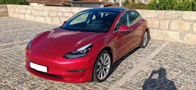 Usado Tesla Model 3 Long Range AWD 340 kW (463 HP) 2019 Vermelho Sedan