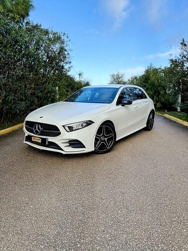 Usado Mercedes A160 AMG line 109 HP (80 kW) 2020 Branco