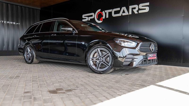 Preto Usado 2020 Mercedes E300 AMG line Carrinha | € 34.990 (Preço justo) - Imagem 1/4