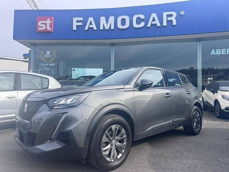 Cinzento Usado 2022 Peugeot 2008 Active SUV | € 17.980 (Bom preço) - Imagem 1/4
