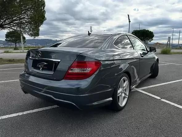 Usado Mercedes C180 AMG line 156 HP (114 kW) 2026 Cinza Coupé
