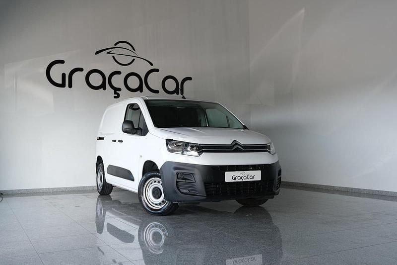 Branco Usado 2022 Citroën Berlingo Monovolume | € 14.900 (Bom preço) - Imagem 1/4