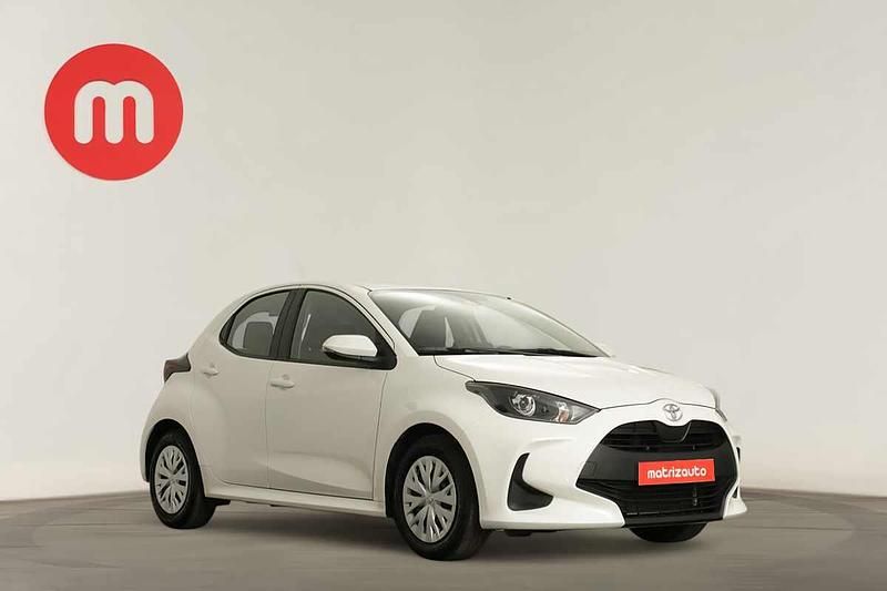 Branco Usado 2024 Toyota Yaris | € 18.999 (Preço justo) - Imagem 1/4