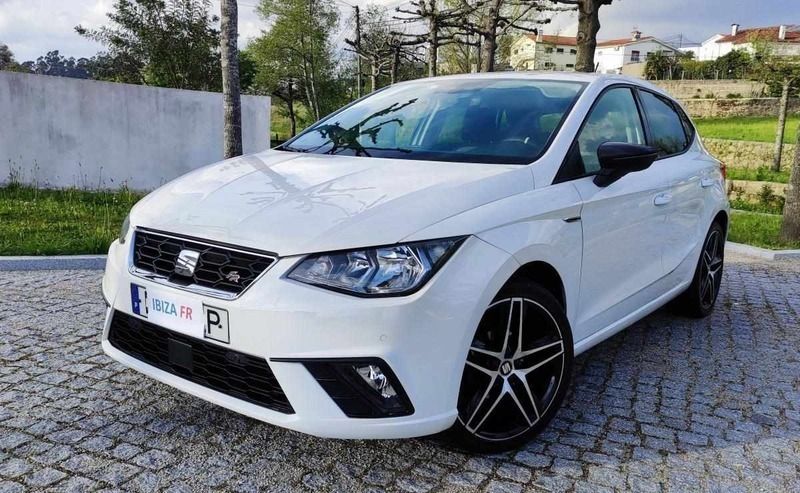 Branco Usado 2021 Seat Ibiza Citadino | € 14.450 (Preço justo) - Imagem 1/4