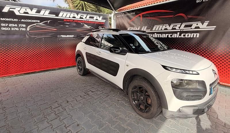 Usado Citroën C4 Feel 82 HP (60 kW) 2016 Branco