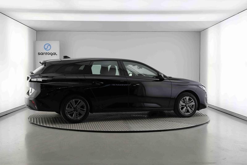 Usado Peugeot 308 SW Style 136 HP (100 kW) 2025 Preto Carrinha