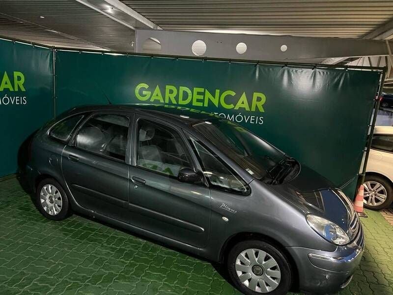 Usado Citroën Xsara Picasso Exclusive 109 HP (80 kW) 2009 Antracite Monovolume