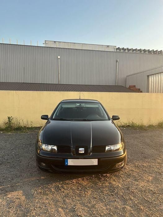 Usado 2001 Seat Toledo Sedan | € 3.800 - Imagem 1/4