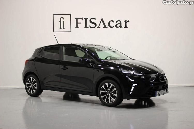 Usado Mitsubishi Colt 101 HP (74 kW) 2025 Preto Citadino