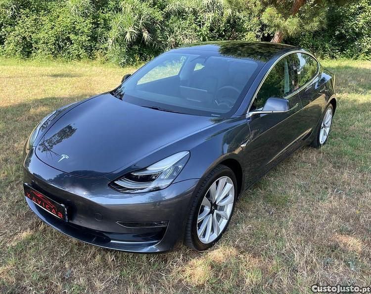 Cinza Usado 2019 Tesla Model 3 Long Range Sedan | € 24.500 (Bom preço) - Imagem 1/1