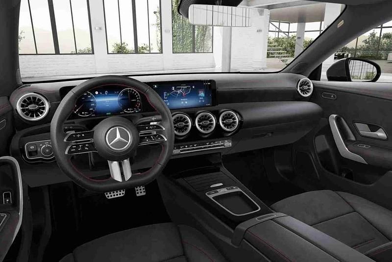 Cinzento Novo 2025 Mercedes CLA250e Sedan | € 61.125 (Caro) - Imagem 1/4