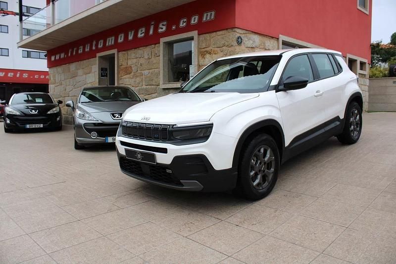Branco Usado 2023 Jeep Avenger EV Longitude SUV | € 24.990 (Preço justo) - Imagem 1/4