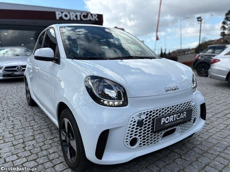 Branco Usado 2021 Smart ForFour Electric Drive Passion | € 13.499 (Preço justo) - Imagem 1/1