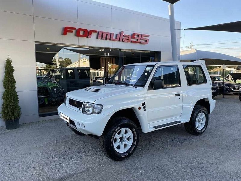 Branco Usado 1998 Mitsubishi Pajero SUV | € 18.900 - Imagem 1/4