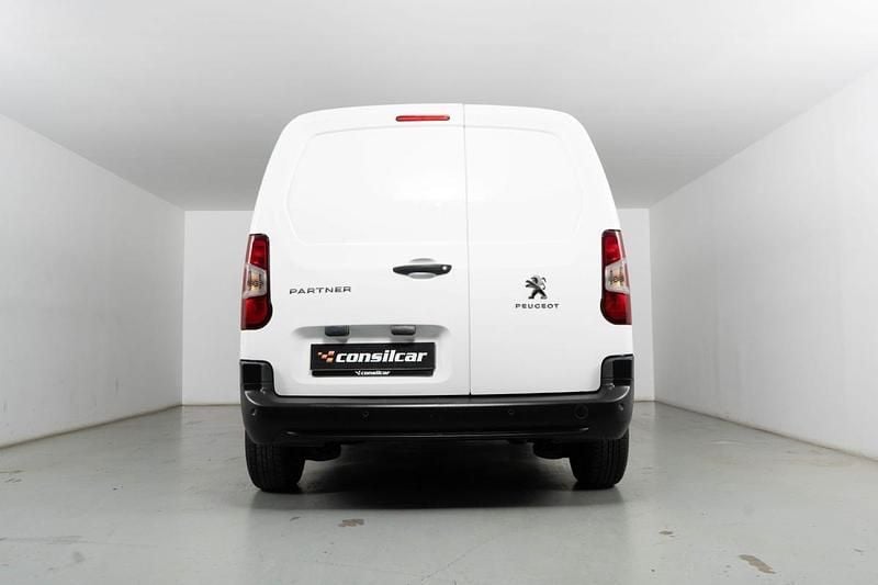 Usado Peugeot Partner 102 HP (75 kW) 2021 Branco Monovolume