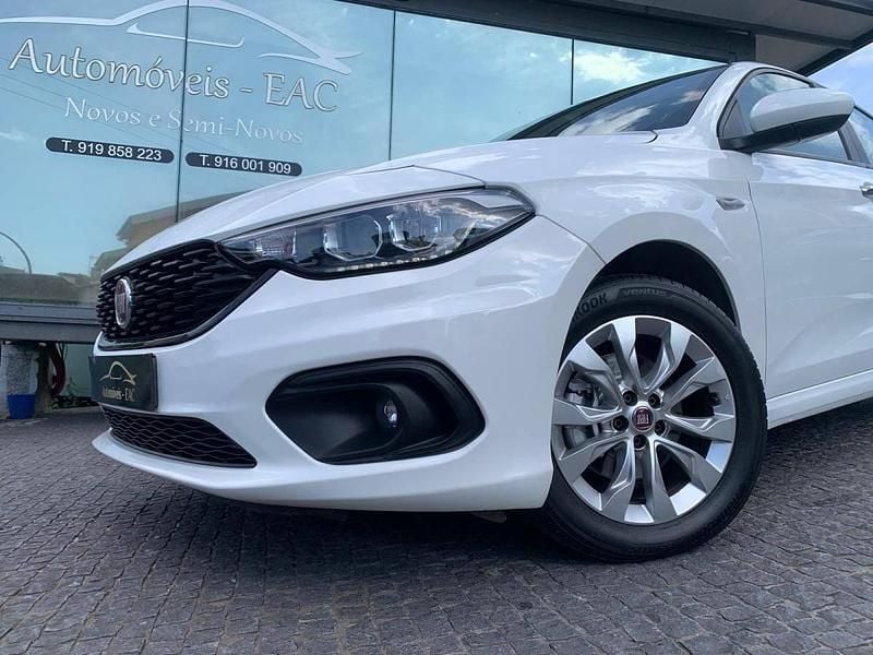 Branco Usado 2019 Fiat Tipo Easy Sedan | € 12.900 (Preço elevado) - Imagem 1/1