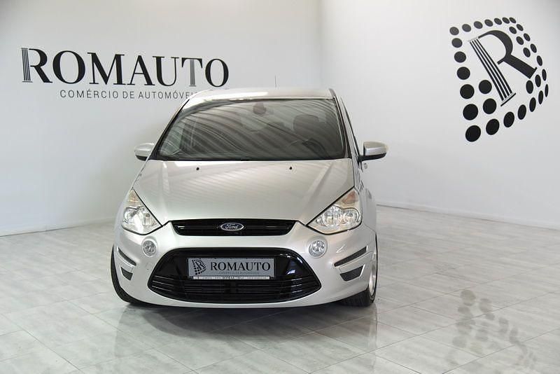 Usado Ford S-MAX S 163 HP (119 kW) 2012 Cinzento Monovolume