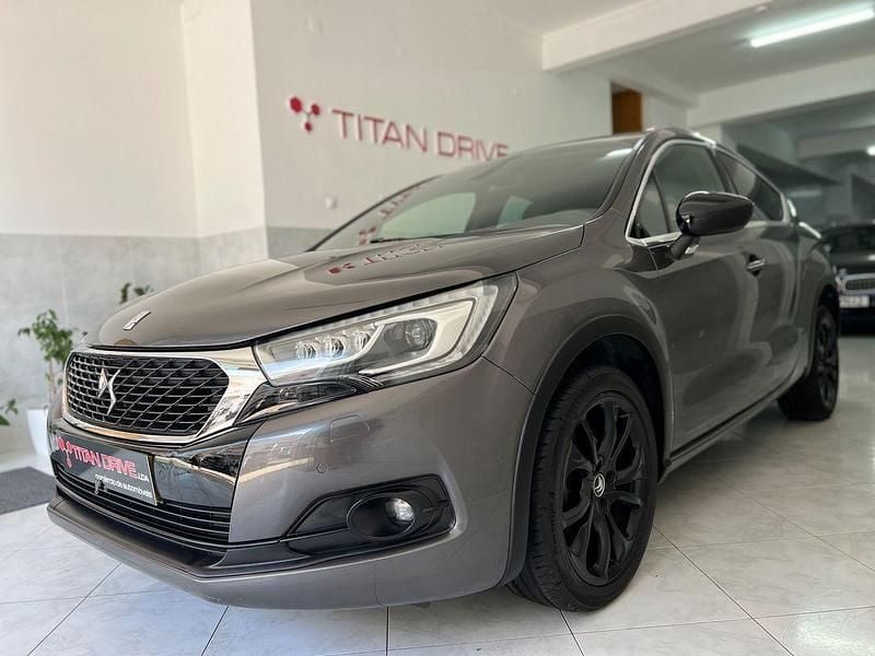 Cinza Usado 2018 DS Automobiles DS4 So Chic | € 13.500 (Super Preço) - Imagem 1/4