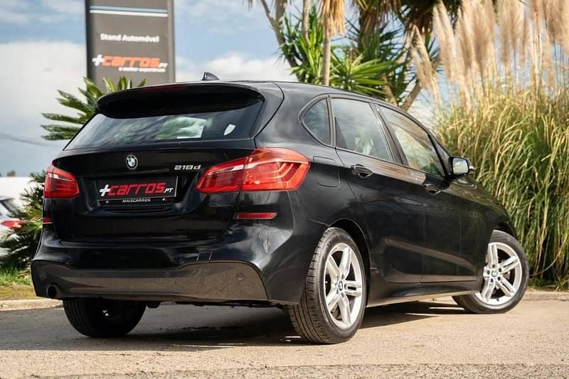 Usado BMW 218 Active Tourer 150 HP (110 kW) 2015 Preto Monovolume