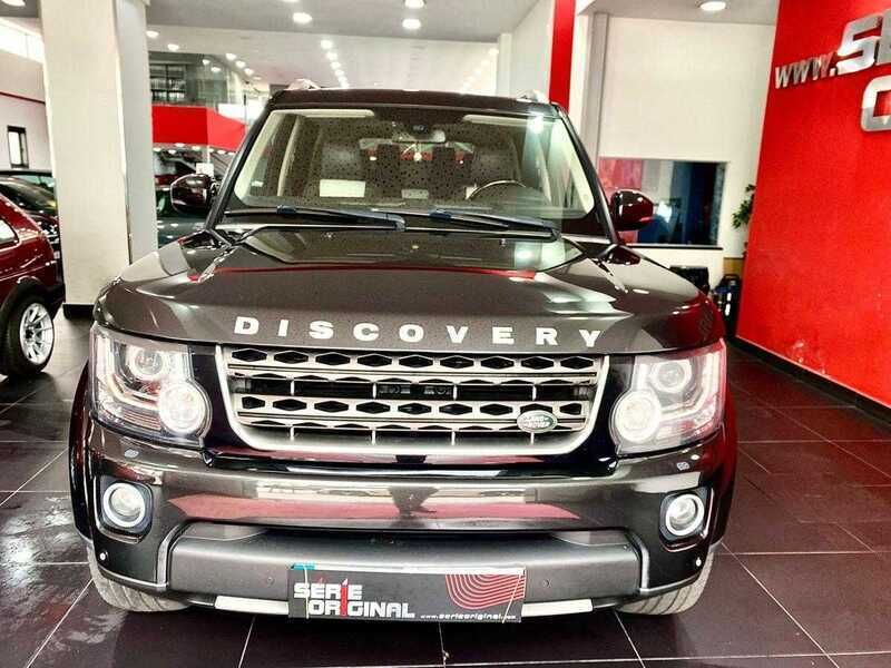 Usado Land Rover Discovery 4 245 HP (180 kW) 2014 Preto SUV