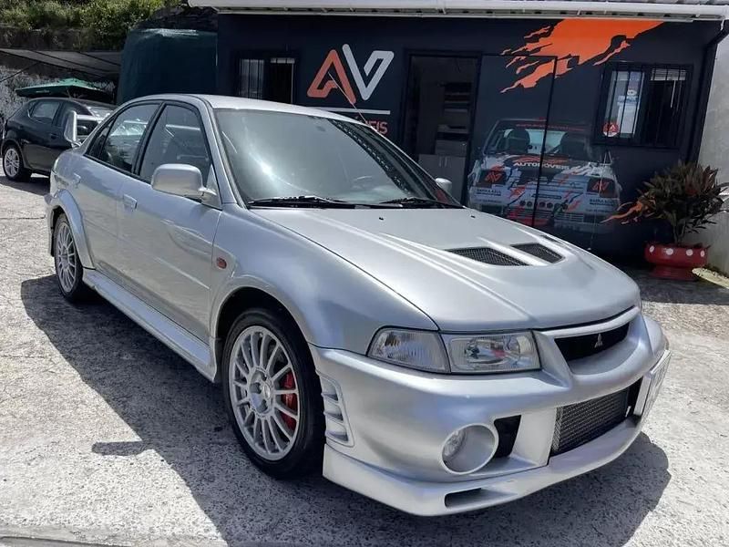 Cinza Usado 1999 Mitsubishi Lancer Evolution Sedan | € 75.000 - Imagem 1/4