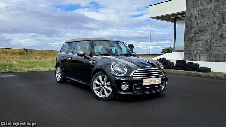 Preto Usado 2014 Mini Cooper D Clubman Carrinha | € 14.990 - Imagem 1/1